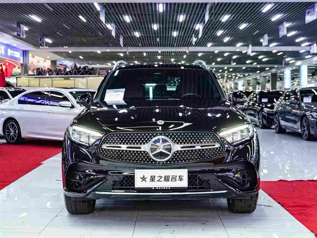 MERCEDES-BENZ GLC