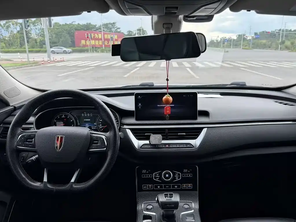 Hongqi Hongqi H5 — миниатюра 5