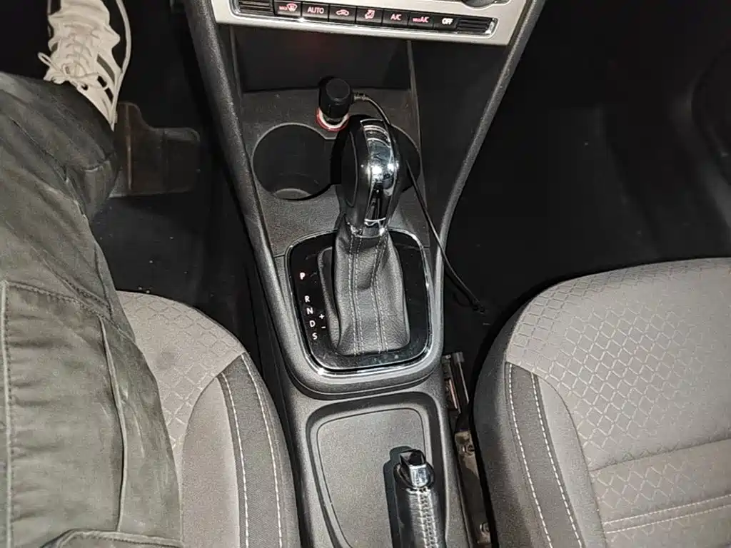 Volkswagen Polo — миниатюра 14