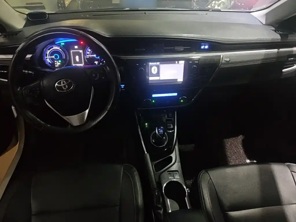 Toyota Corolla — миниатюра 10