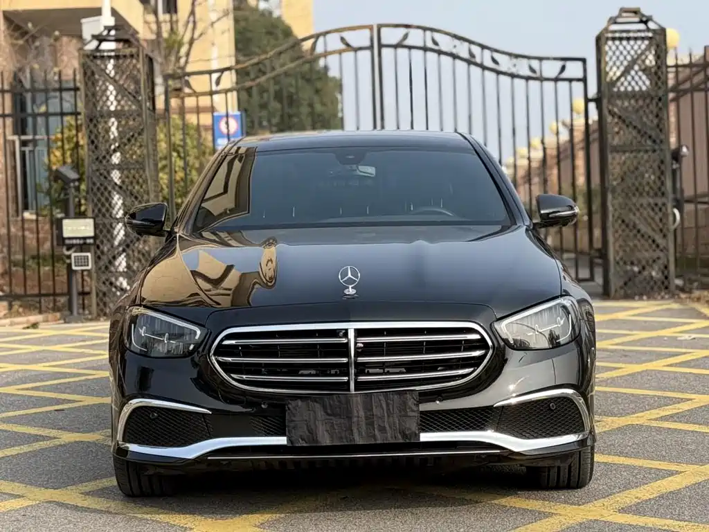 Mercedes-Benz E-Class 2021