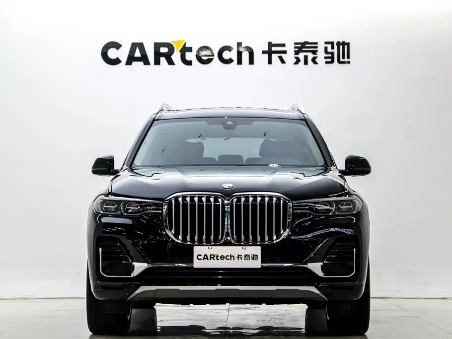 BMW X7 2022 xDrive40i Lead Luxury