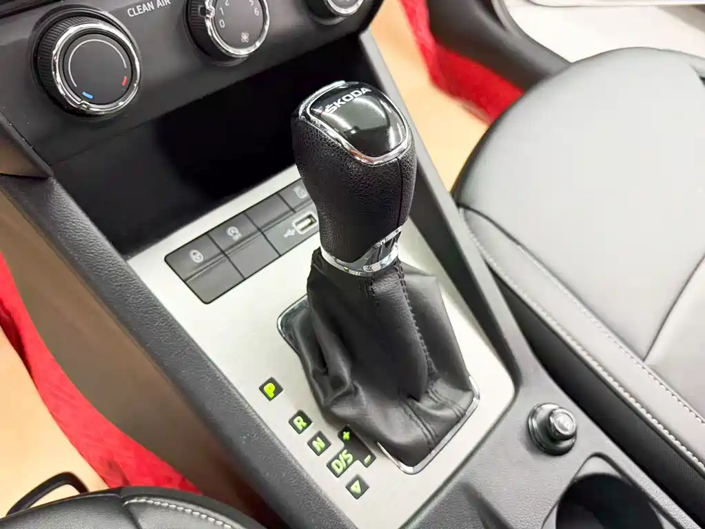 Skoda Octavia — миниатюра 13