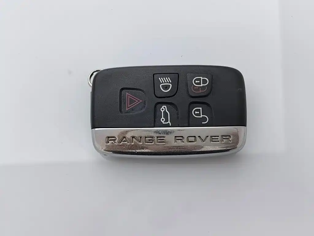Land Rover Evoque (Import) — миниатюра 11