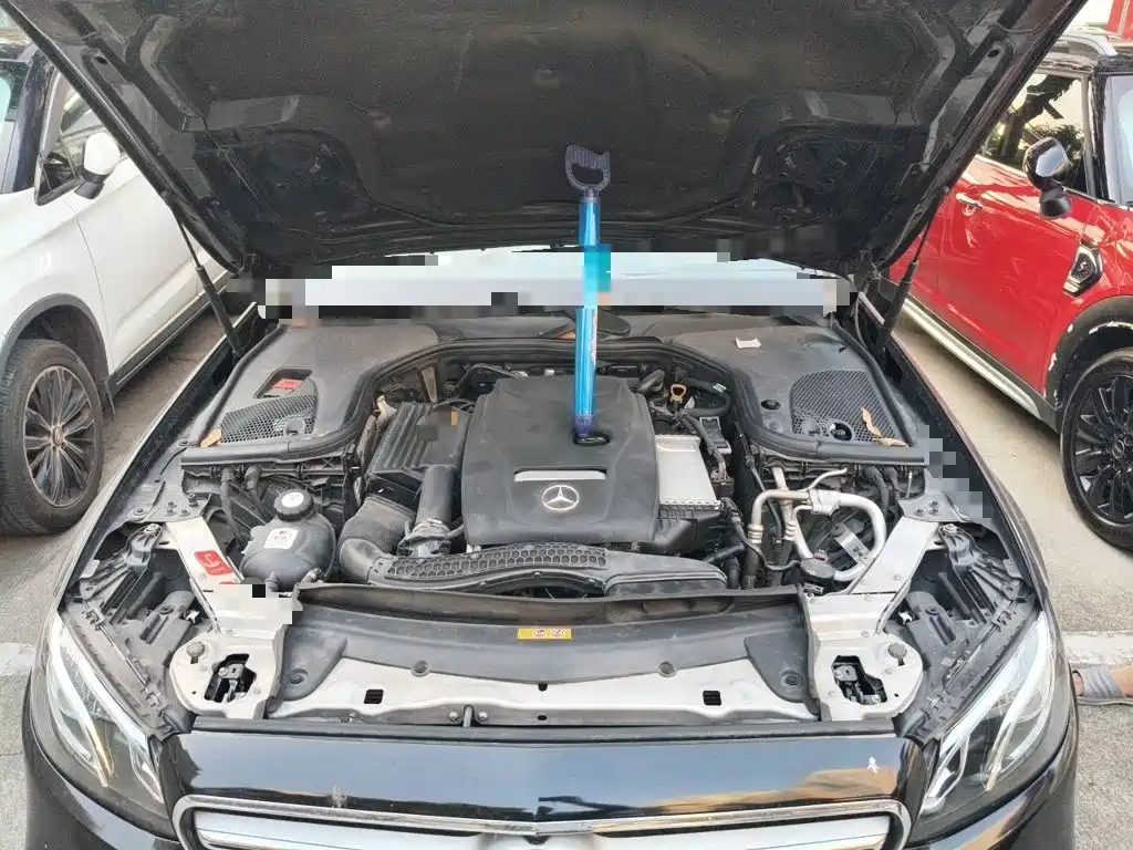 Mercedes-Benz E-Class — миниатюра 21