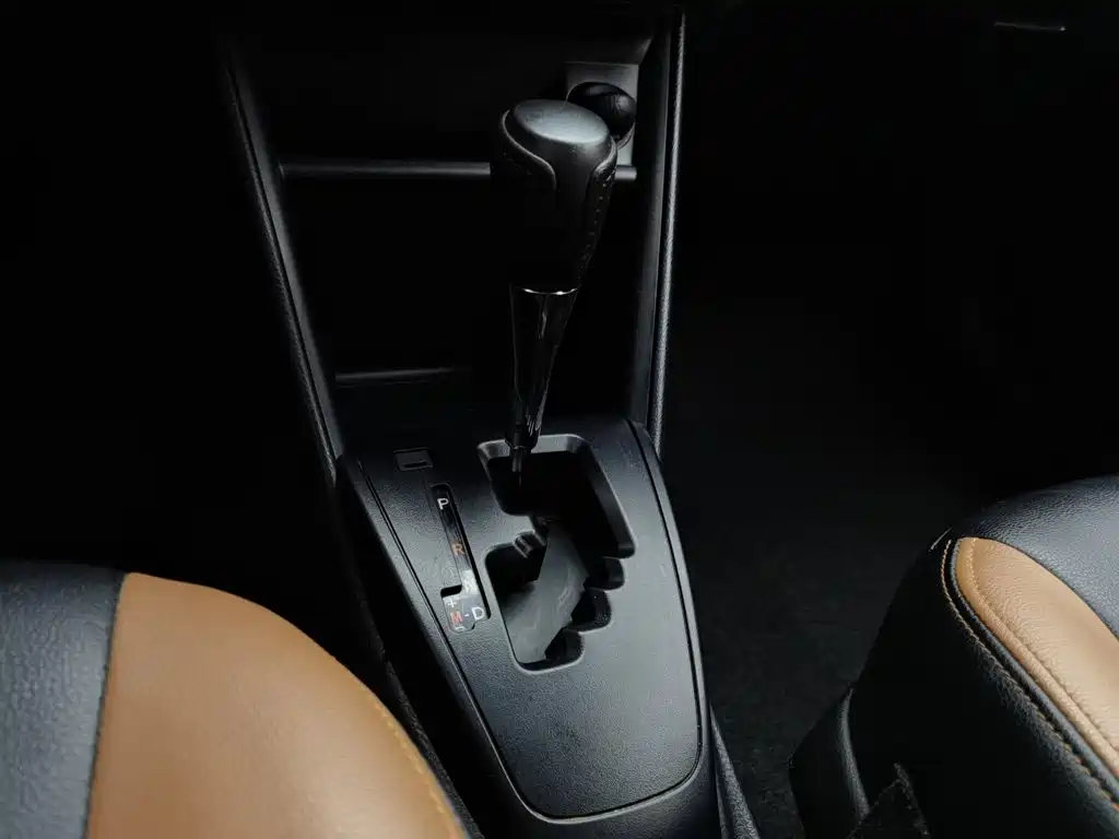 Toyota Vios FS — миниатюра 13