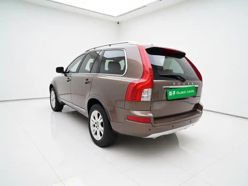 Volvo XC Classic — миниатюра 4