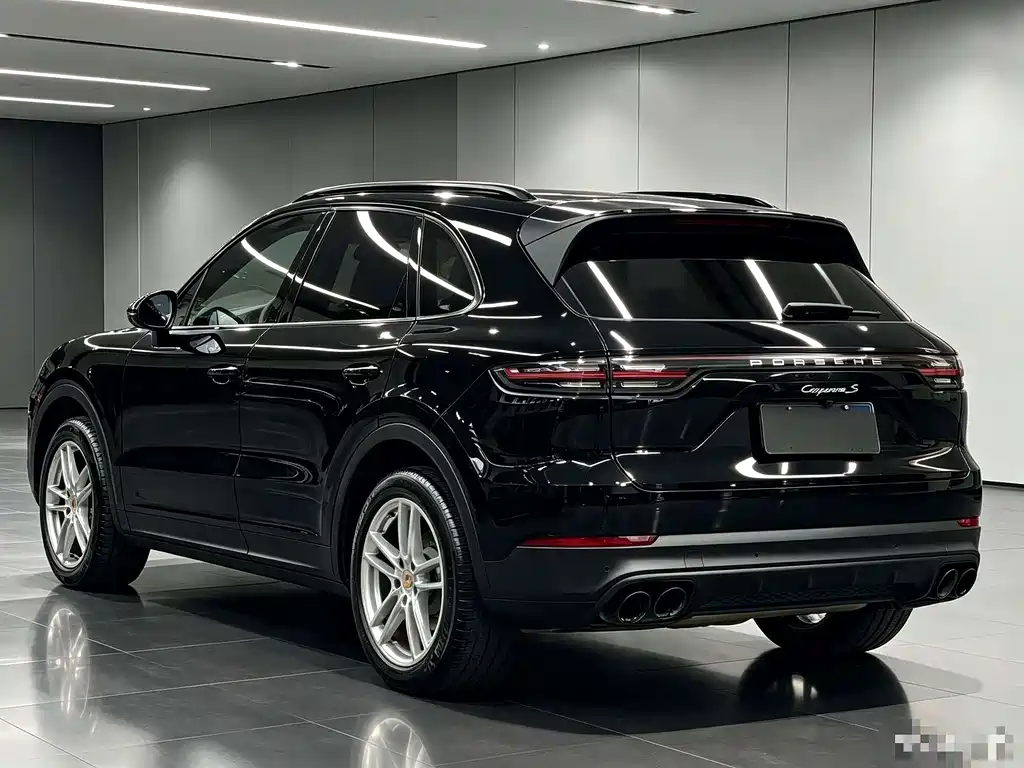 Porsche Cayenne — миниатюра 6