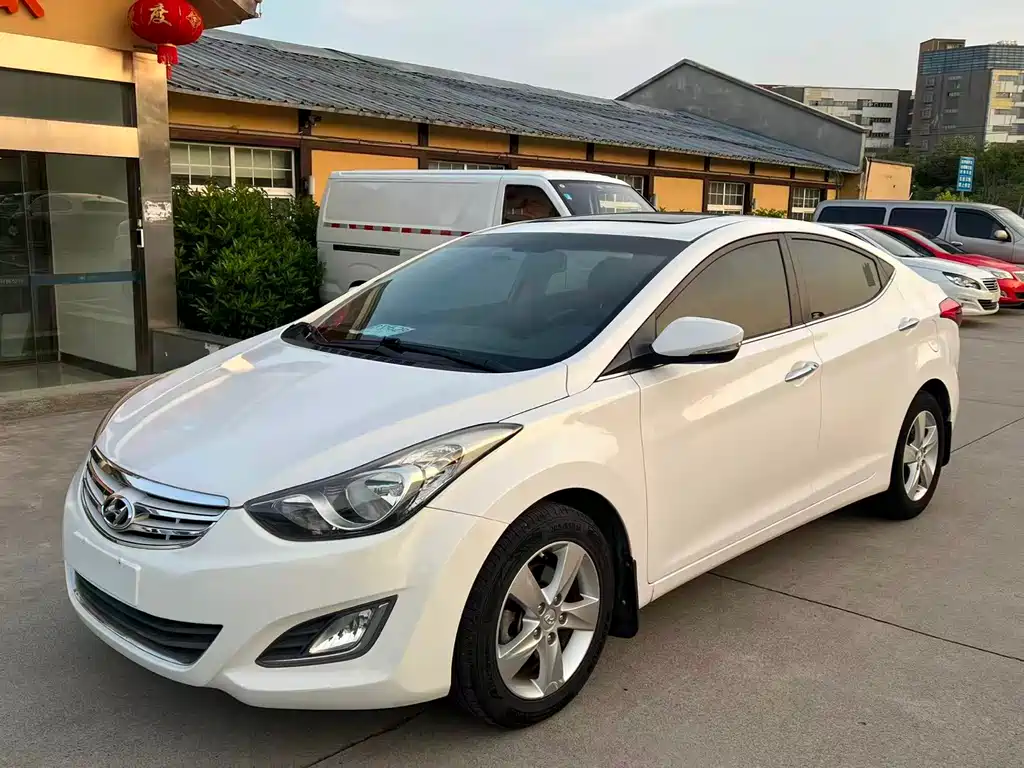 Hyundai Elantra Langdong 2014