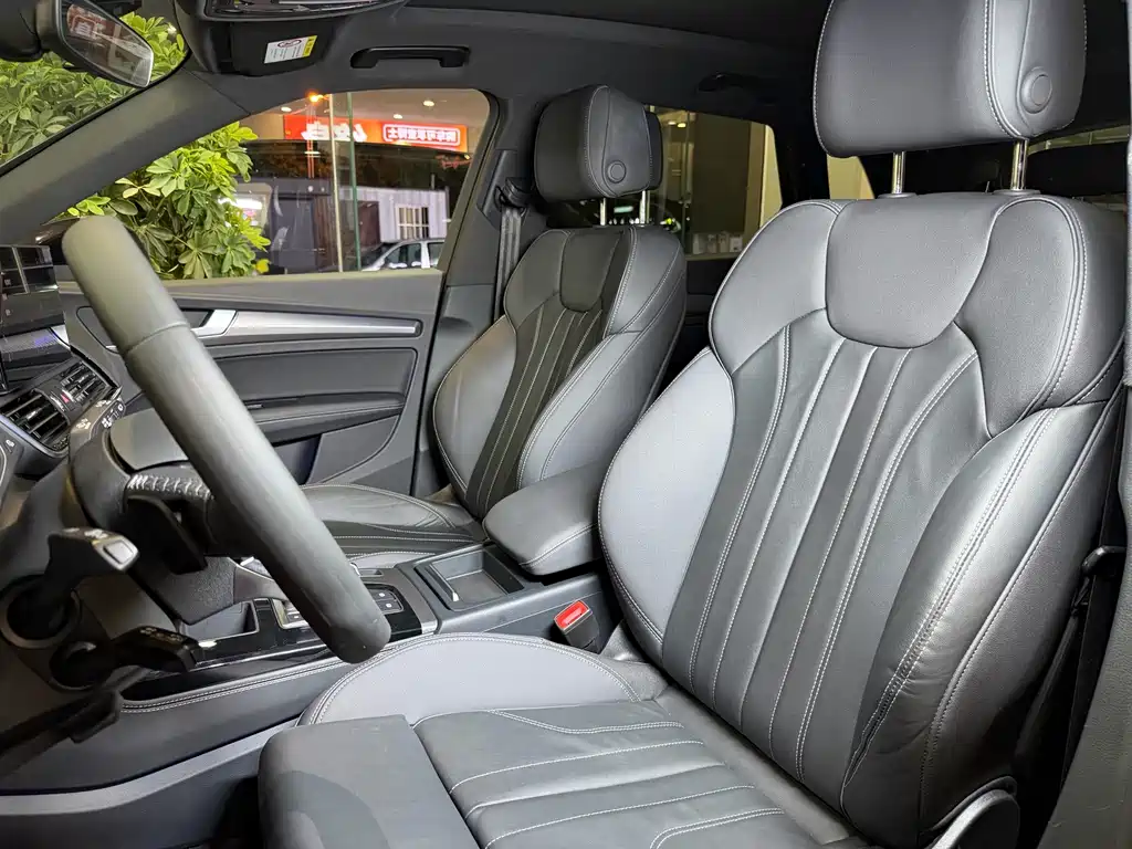 Audi Q5L — миниатюра 9