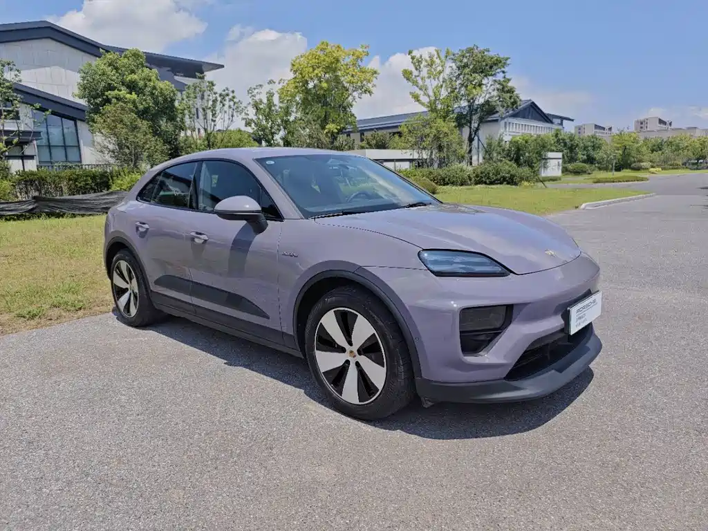 Porsche Macan EV — миниатюра 6