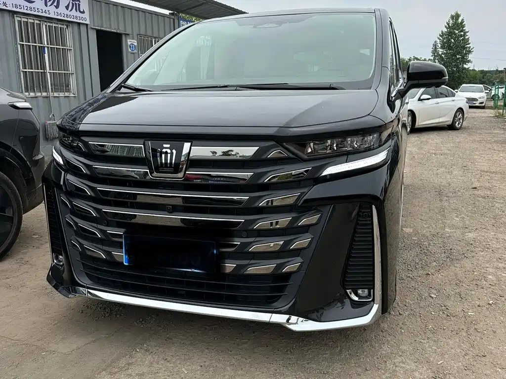 Toyota Vellfire 2025
