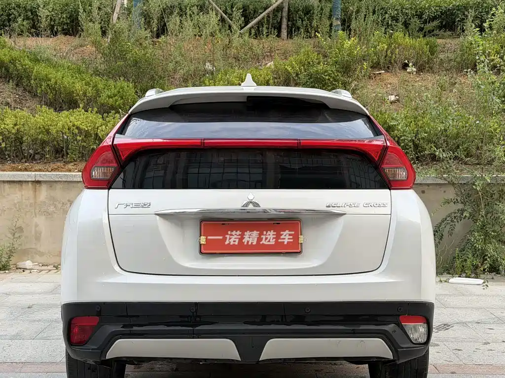 Mitsubishi Eclipse Cross — миниатюра 4