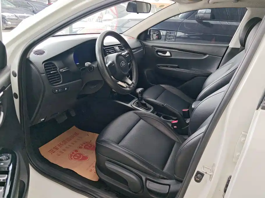 Kia K2 — миниатюра 9