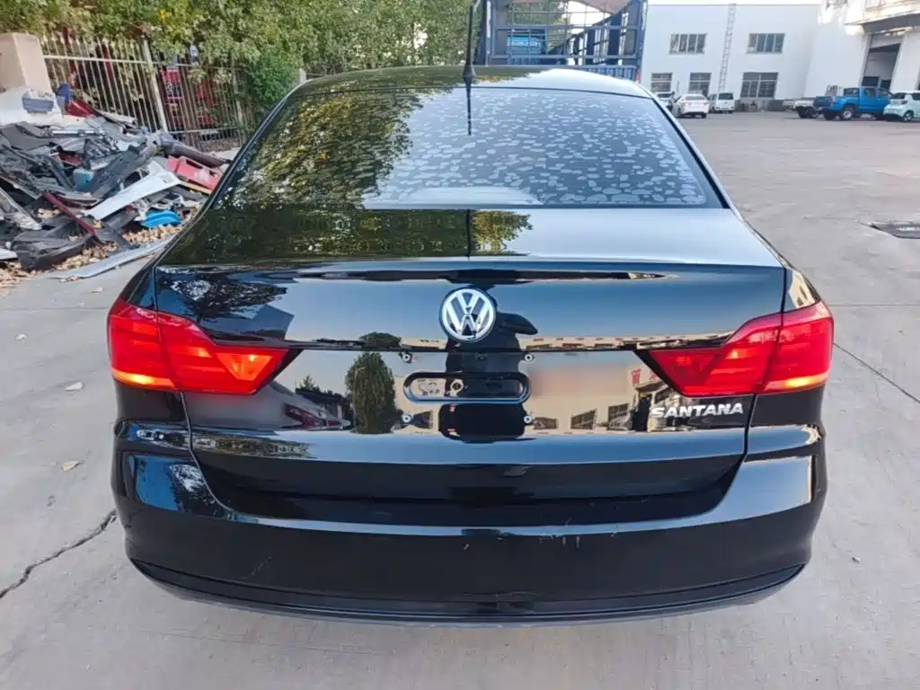 Volkswagen Santana — миниатюра 6