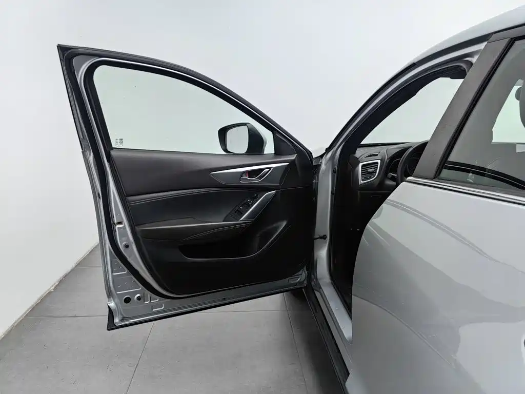 Mazda CX-4 — миниатюра 8