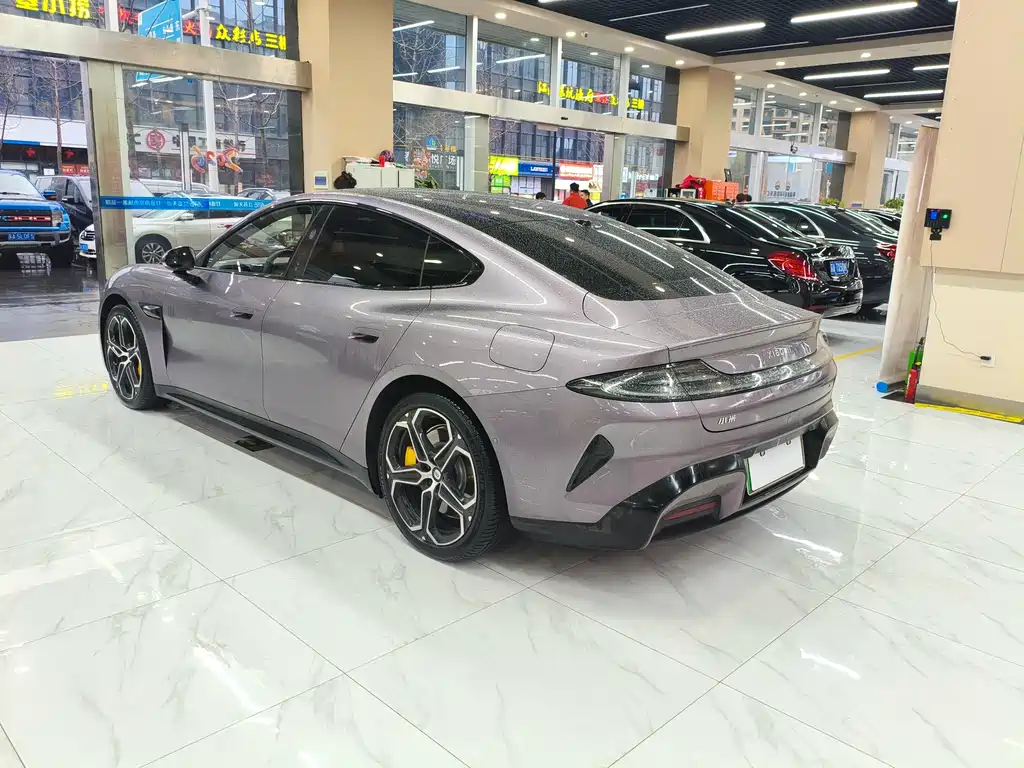 XIAOMI CAR XIAOMI SU7