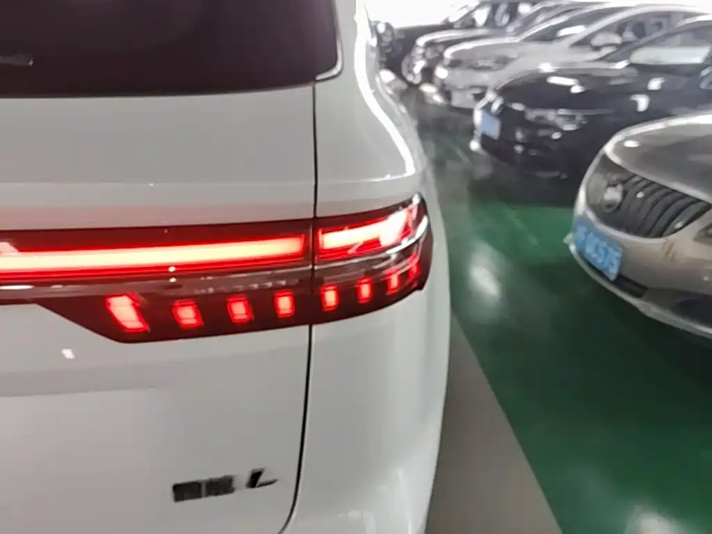 Geely Xingyue L — миниатюра 8