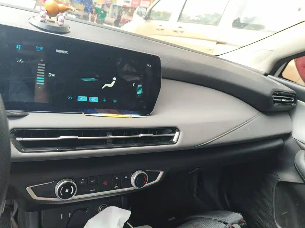 BAIC U5 Plus — миниатюра 6