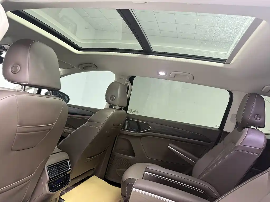 Volkswagen Viloran — миниатюра 4