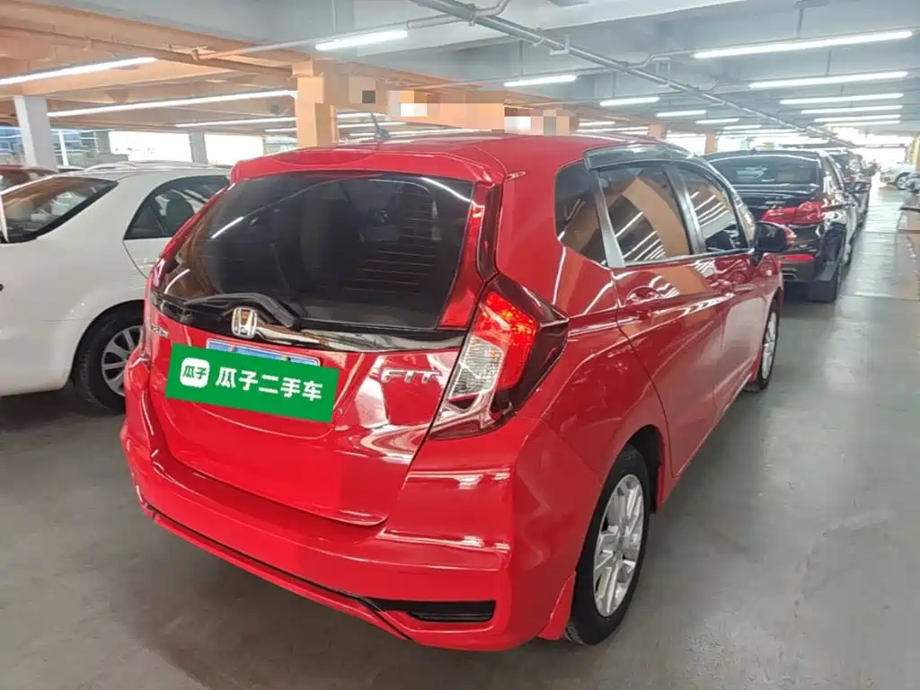 Honda Fit — миниатюра 7
