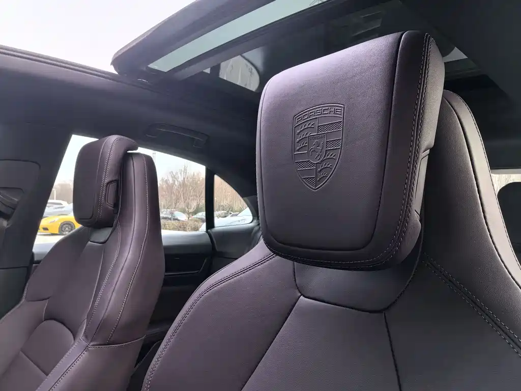 PORSCHE MACAN NEW ENERGY