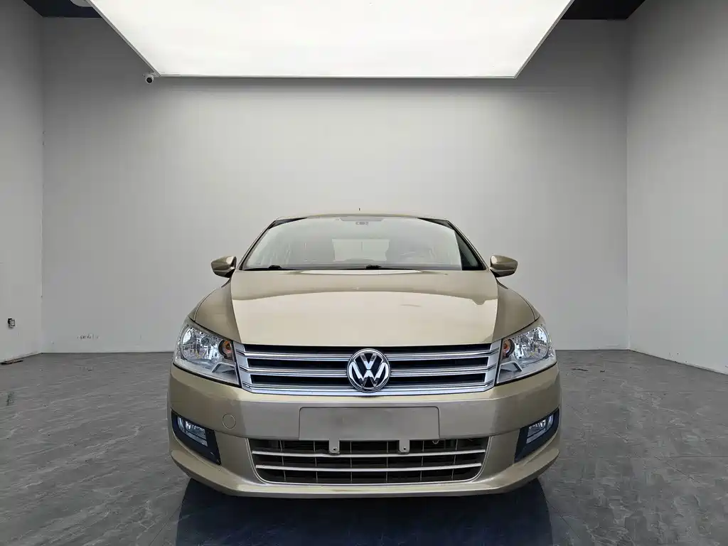 Volkswagen Santana — миниатюра 2