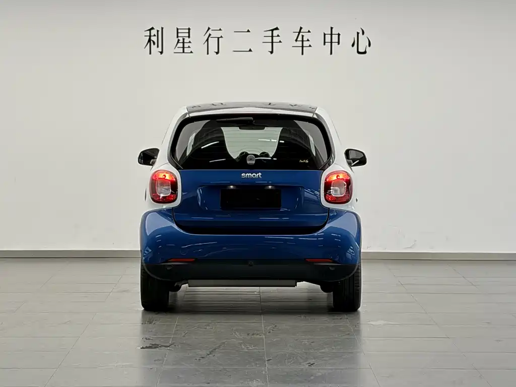 smart Smart Fortwo — миниатюра 6
