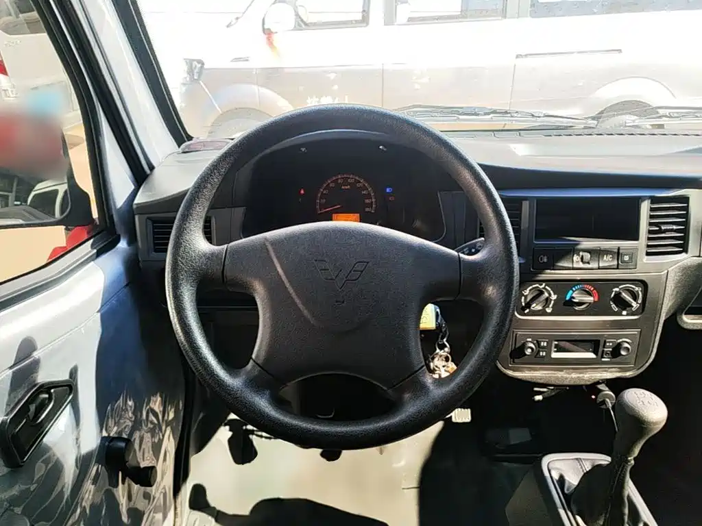 Wuling Zhiguang — миниатюра 11