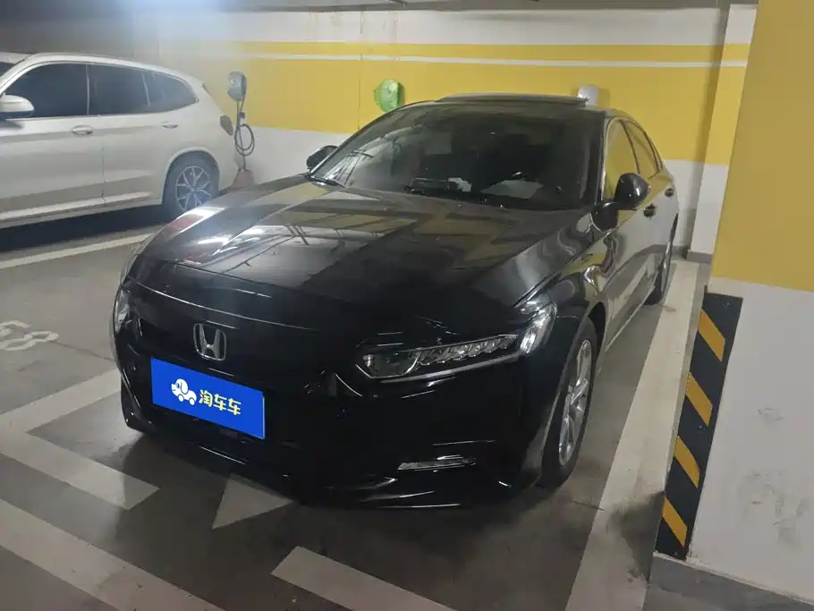 Honda Accord 2018 260TURBO Luxury VI