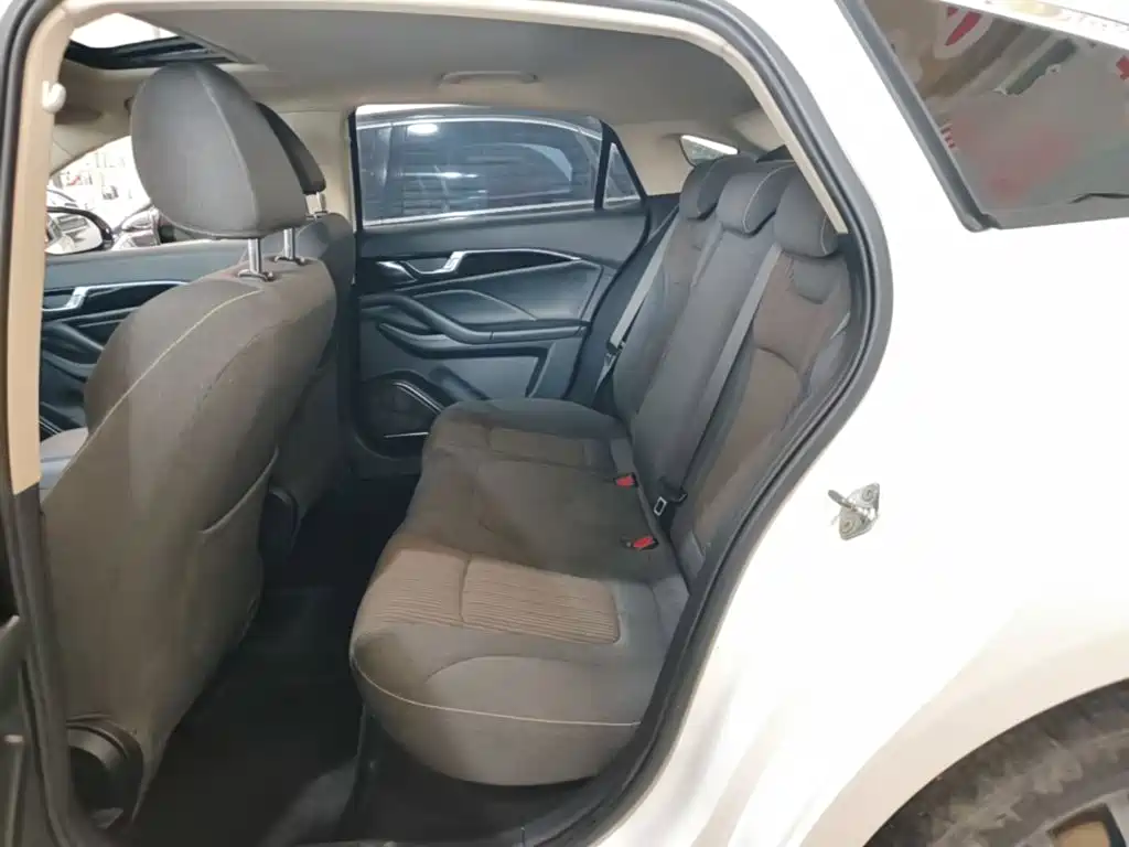 Bestune B70 — миниатюра 17