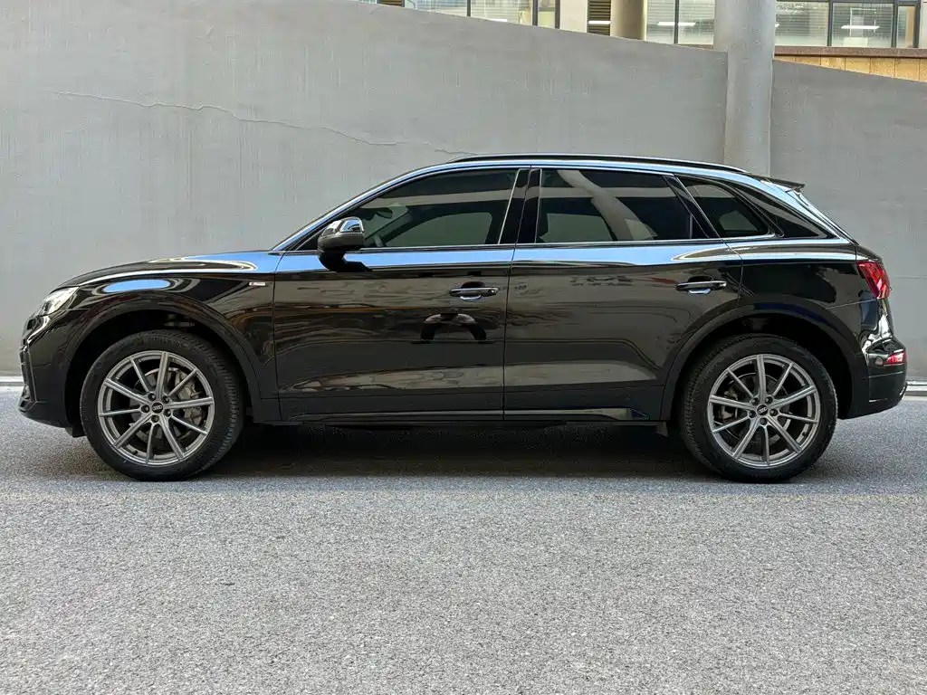 Audi Q5L — миниатюра 3