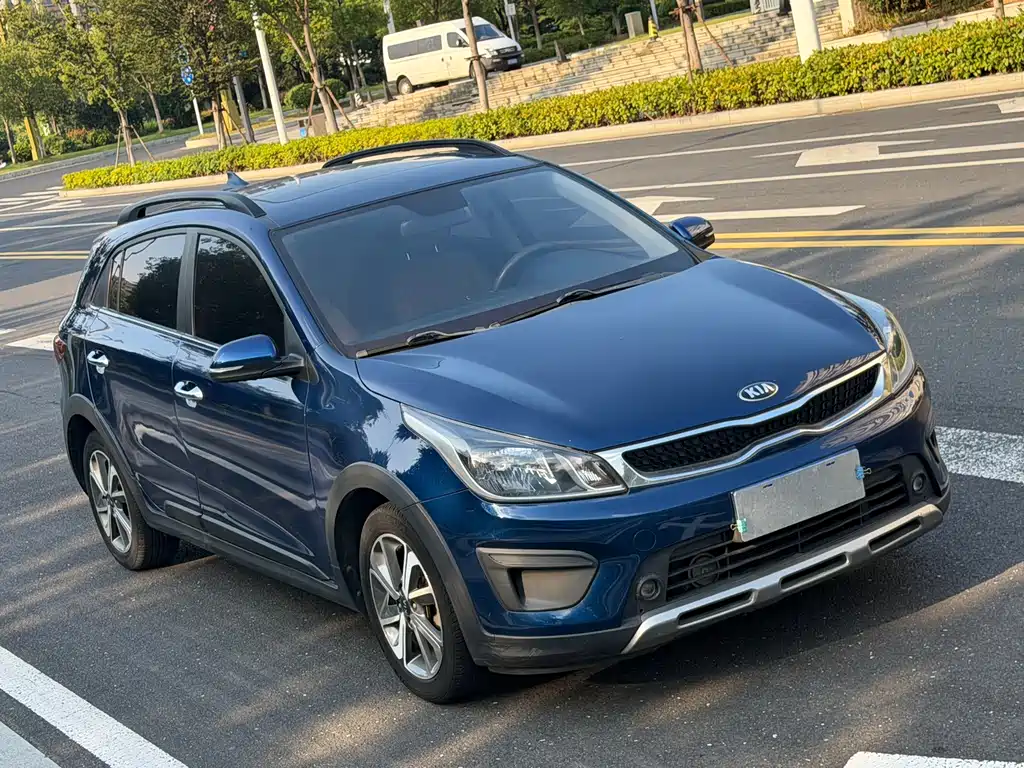 Kia KX Cross — миниатюра 3
