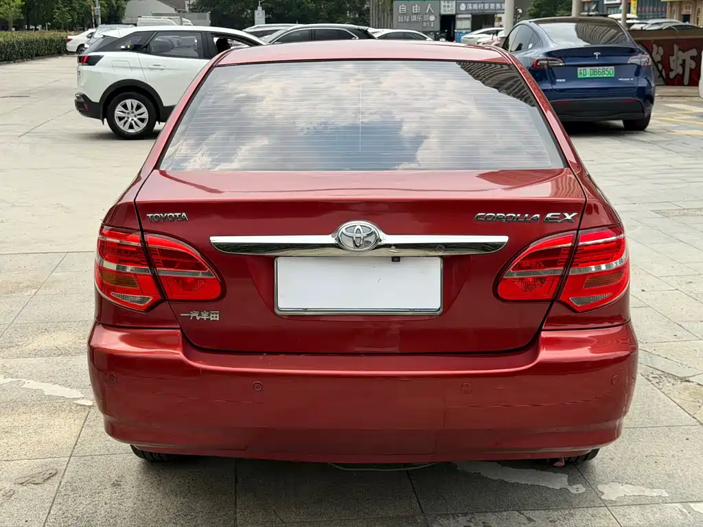 Toyota Corolla — миниатюра 5