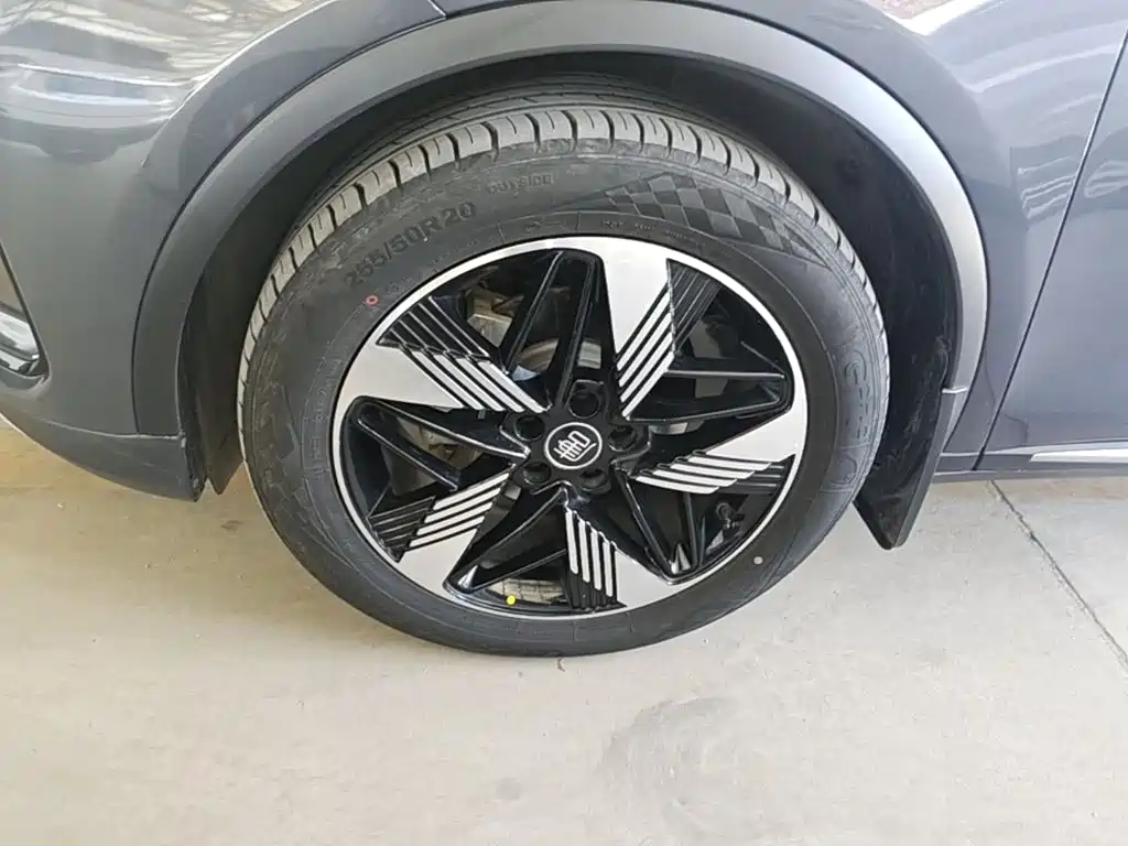 BYD Tang New Energy — миниатюра 23