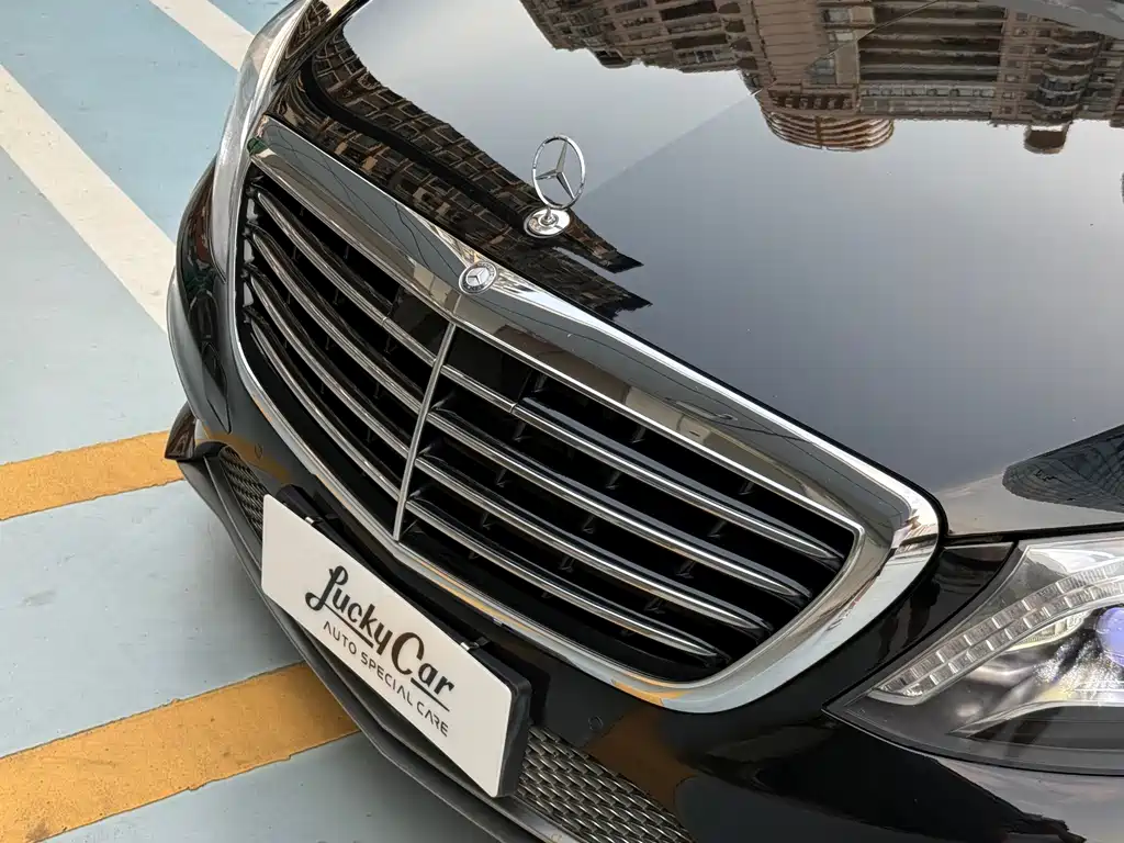 Mercedes-Benz S-Class — миниатюра 7