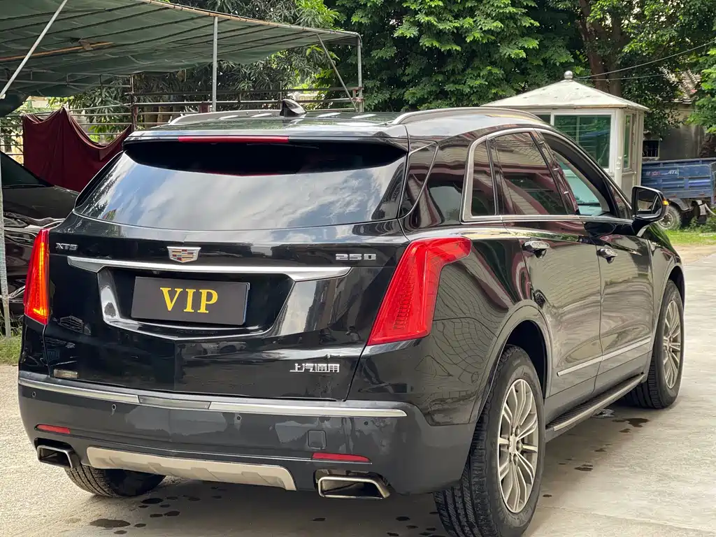 Cadillac XT5 — миниатюра 7