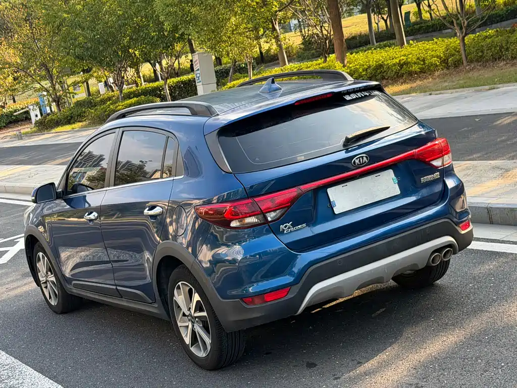 Kia KX Cross — миниатюра 4
