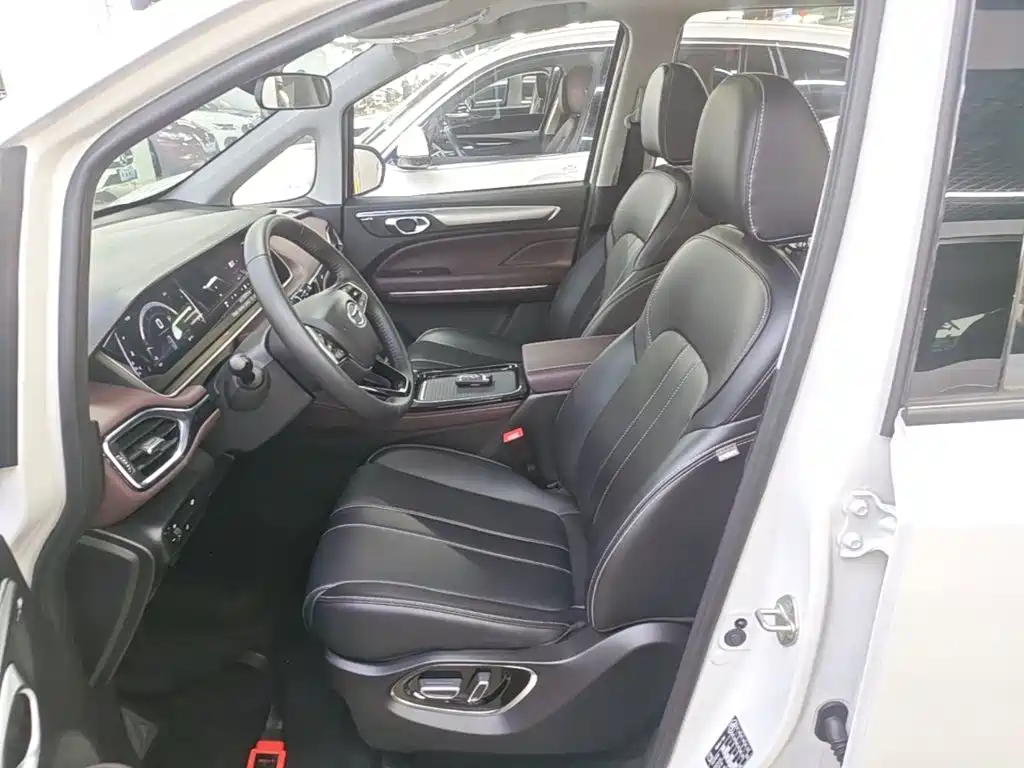 GAC Motor Trumpchi M6 — миниатюра 15