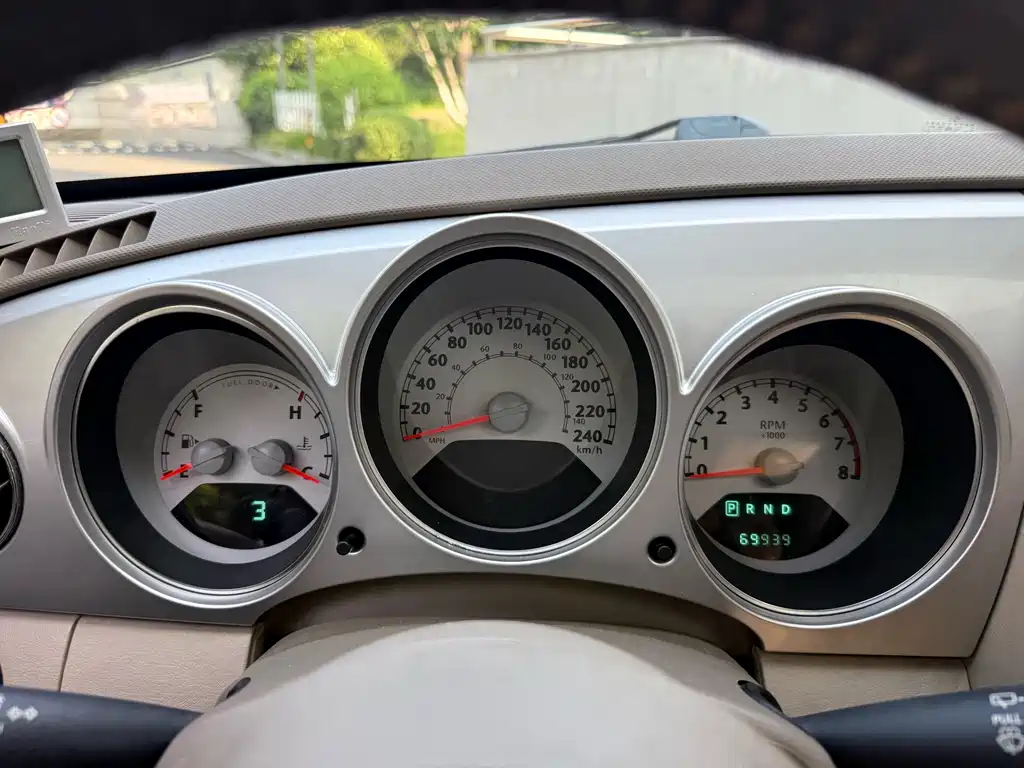 Chrysler PT Cruiser — миниатюра 7