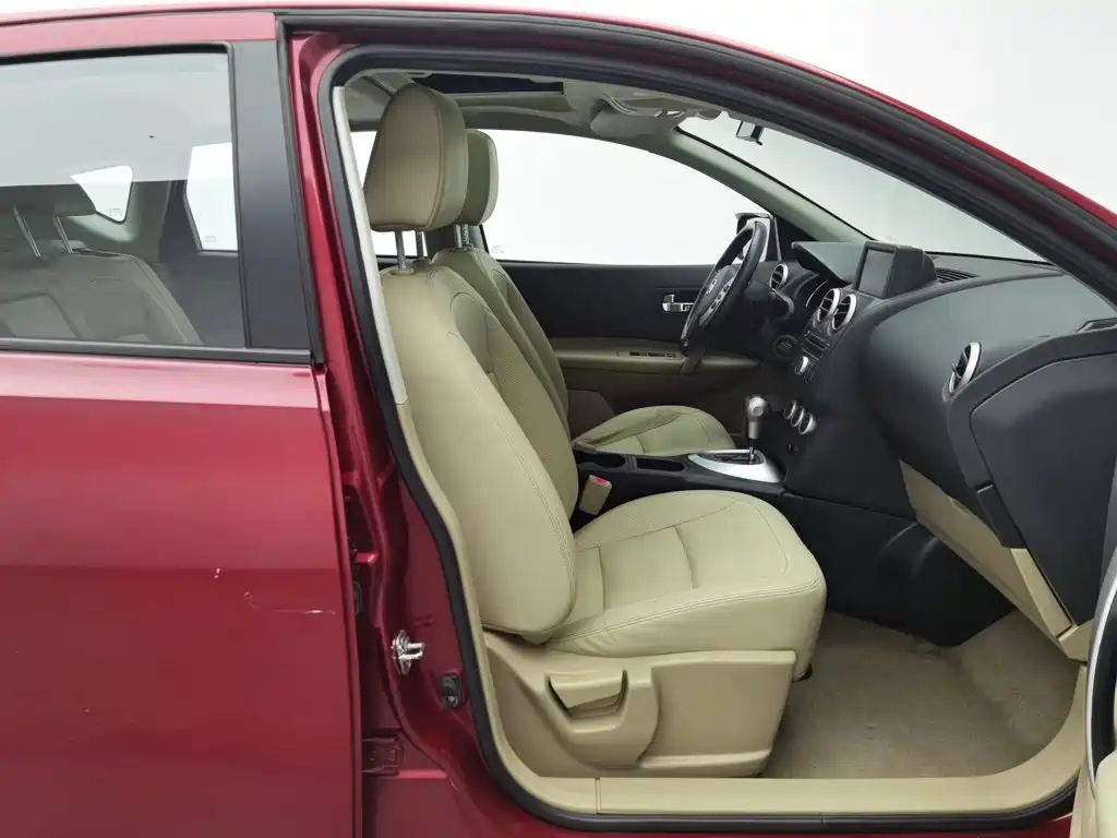 Nissan Qashqai — миниатюра 23