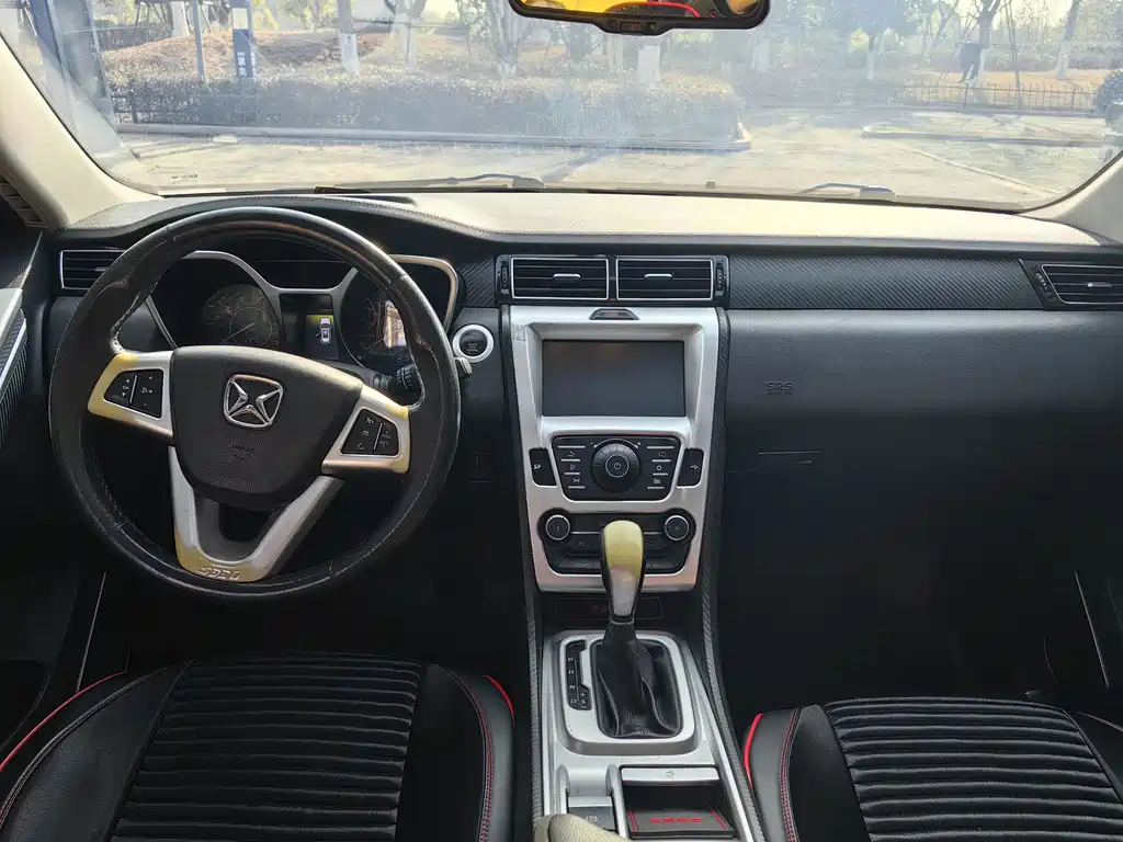 JIANGLING YUSHENG S330