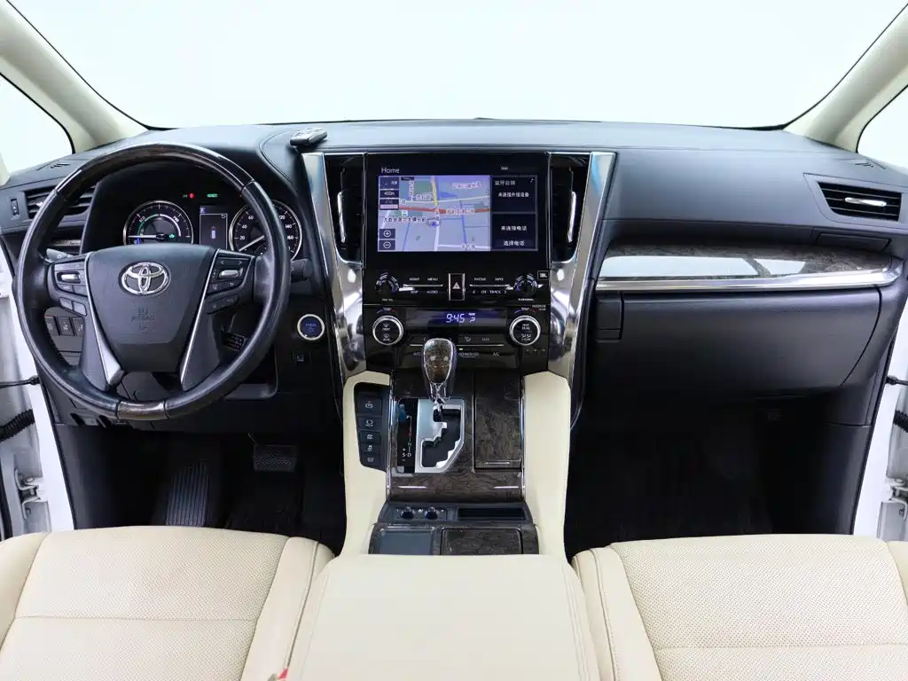 Toyota Alphard — миниатюра 15