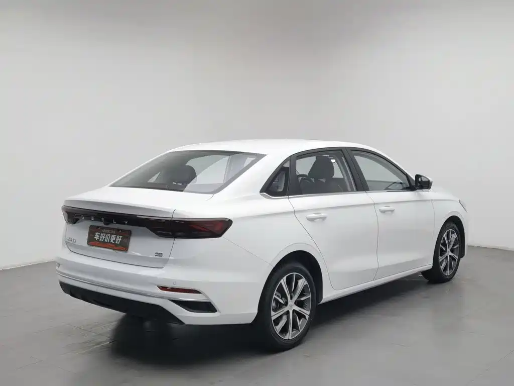 Geely Emgrand — миниатюра 2