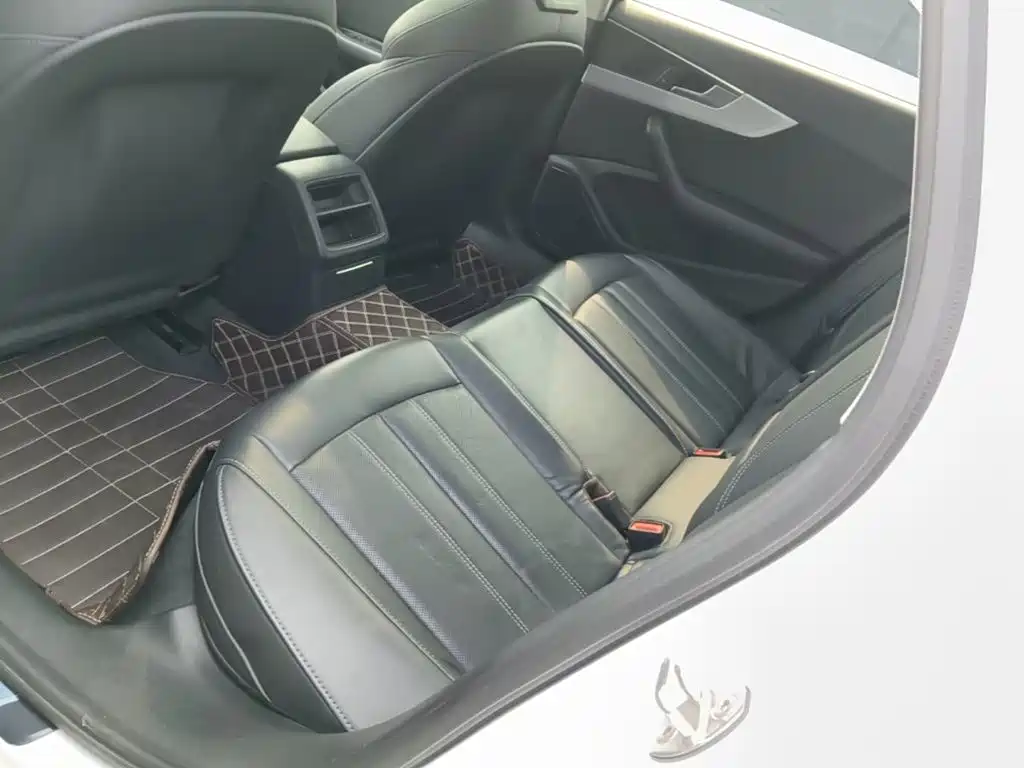 Audi A4L — миниатюра 17