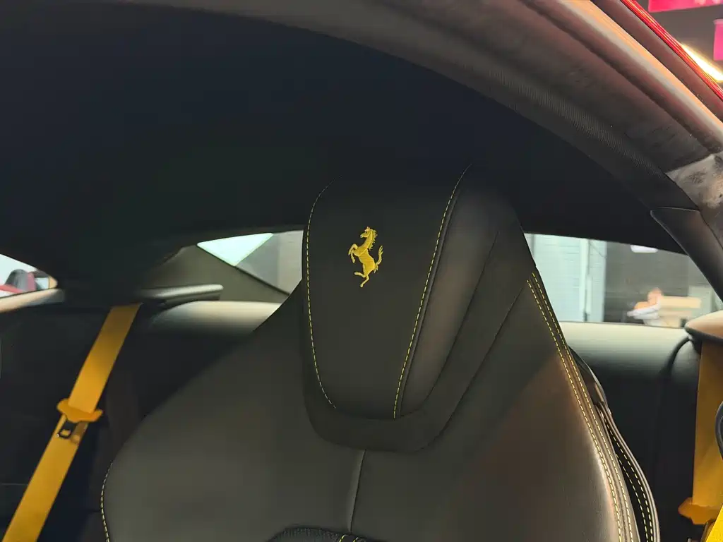 Ferrari Roma — миниатюра 13