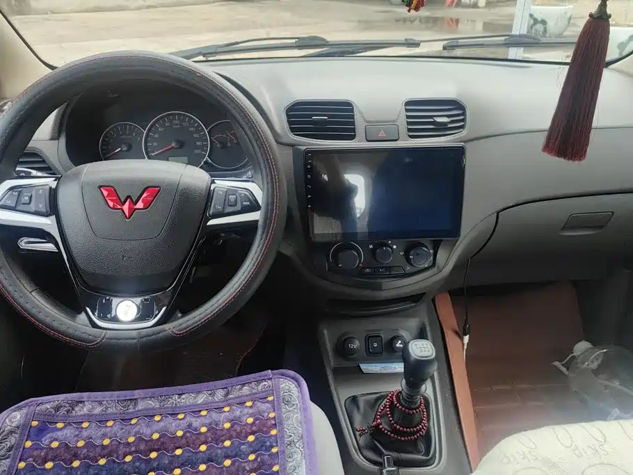 Wuling Hongguang PLUS — миниатюра 11