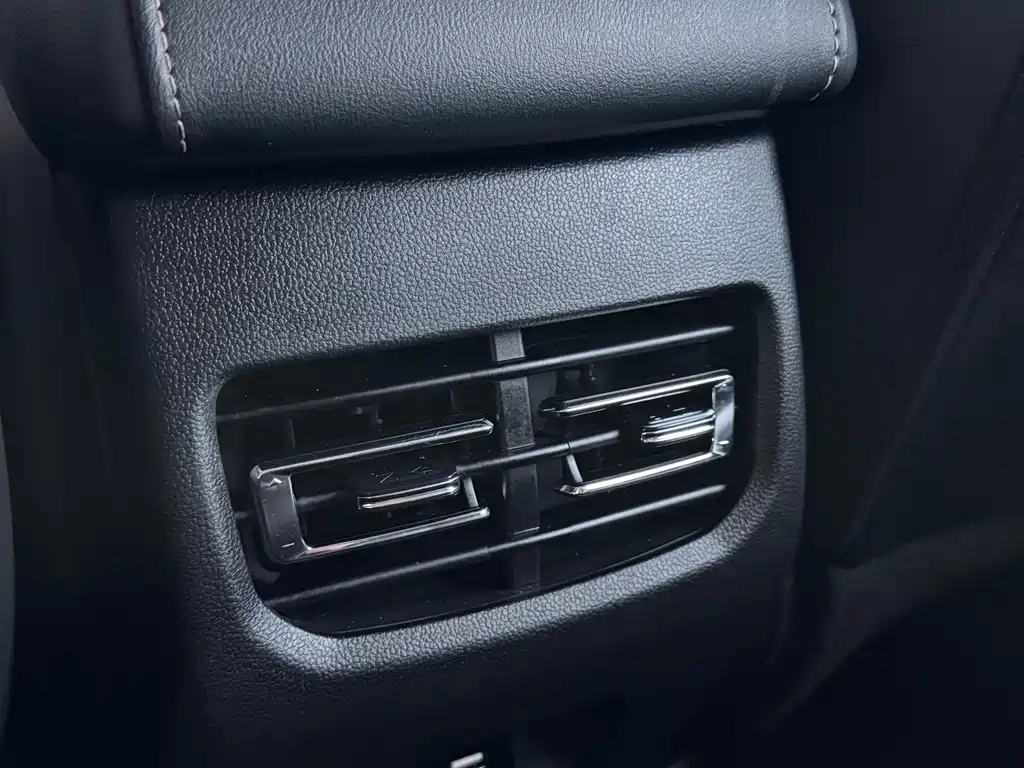 Haval M6 — миниатюра 15