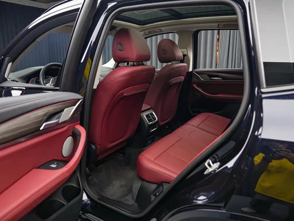 BMW X3 — миниатюра 9