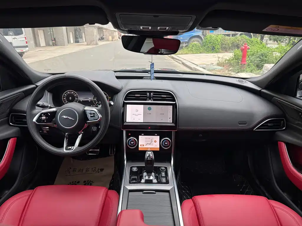 Jaguar XEL — миниатюра 7